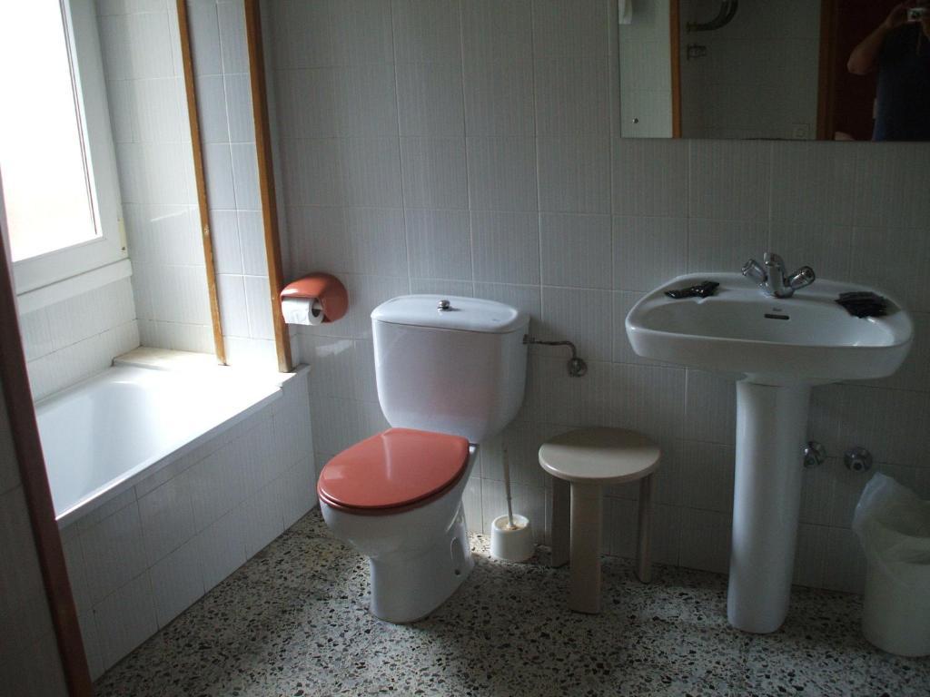 Triple Room,398239632:JPEG
